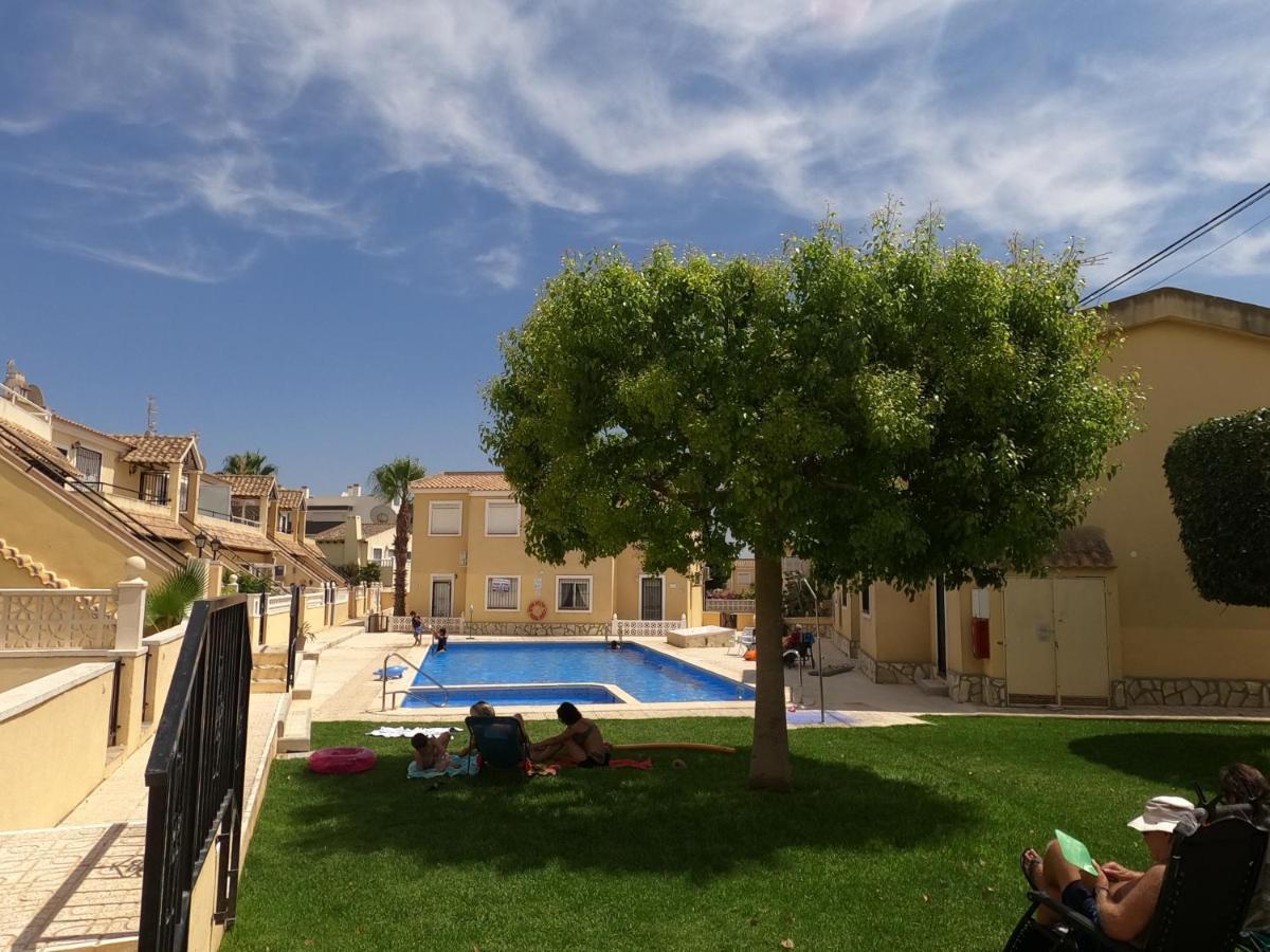 Close To Beaches & Golf Courses - With Pool & Bbq Alicante Eksteriør bilde